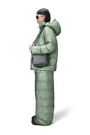 14100_metallicgrey_women_1