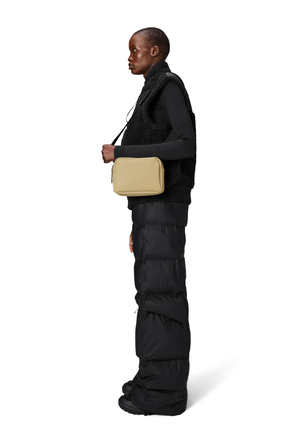 14100_sand_SS24_women_1