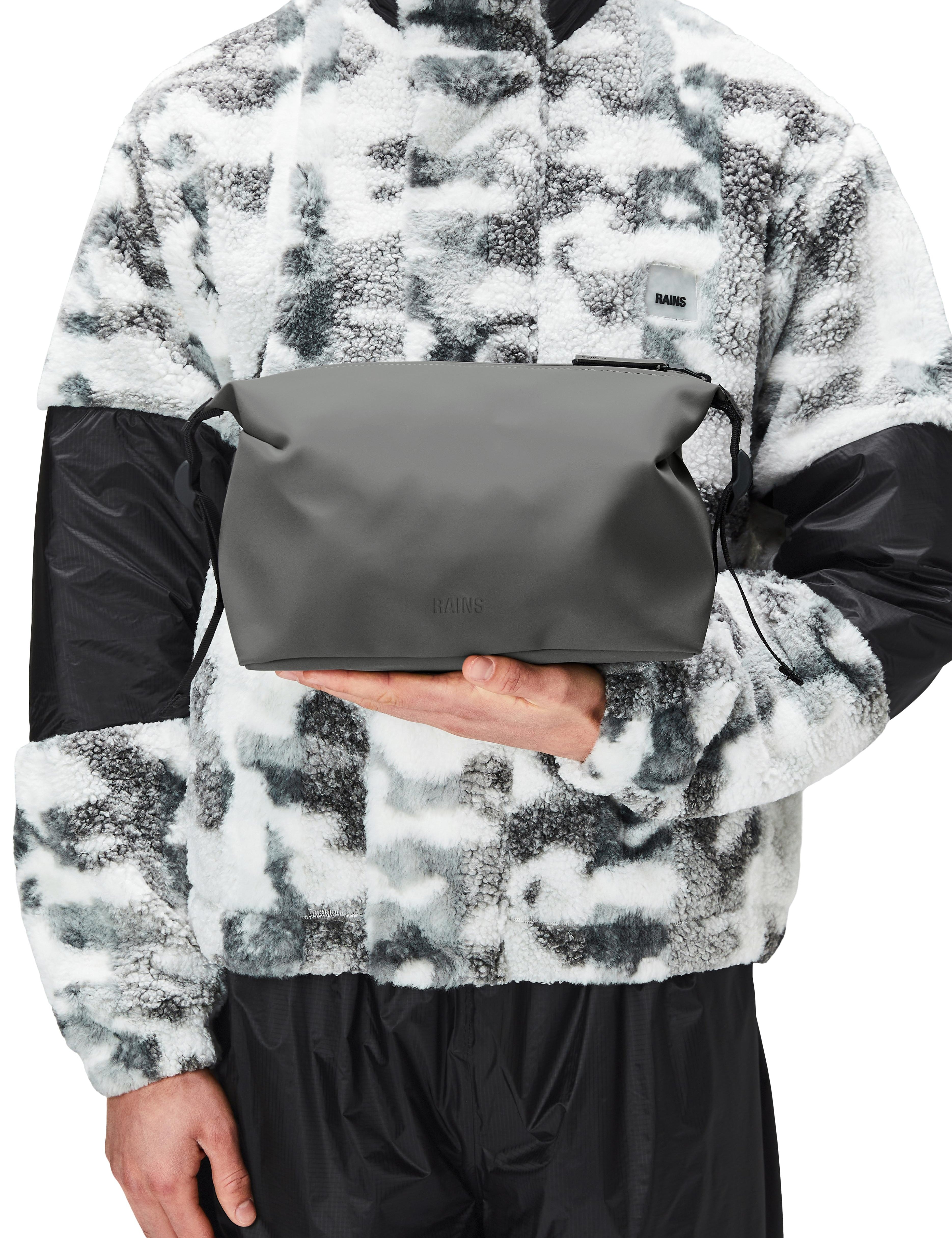 15630_grey_men_10Ar0vGocA7Yrr