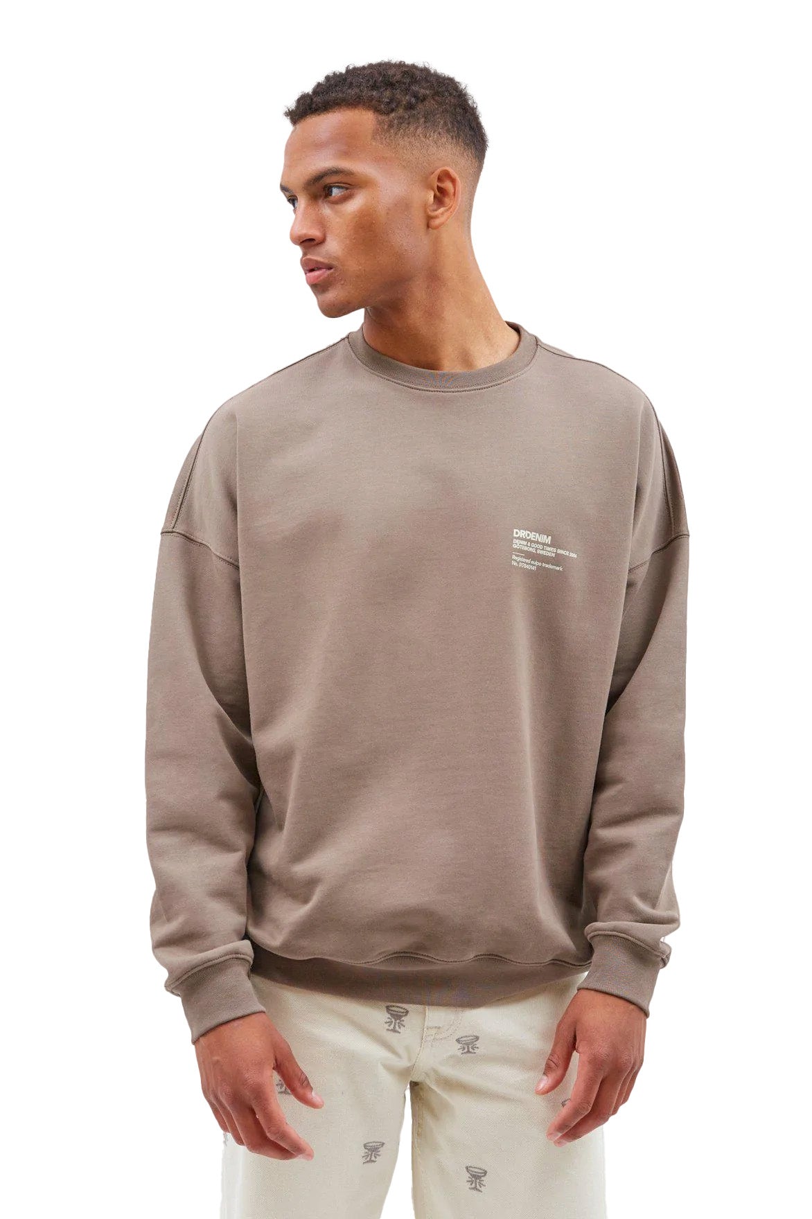 2011123AM3_C_1800x1800