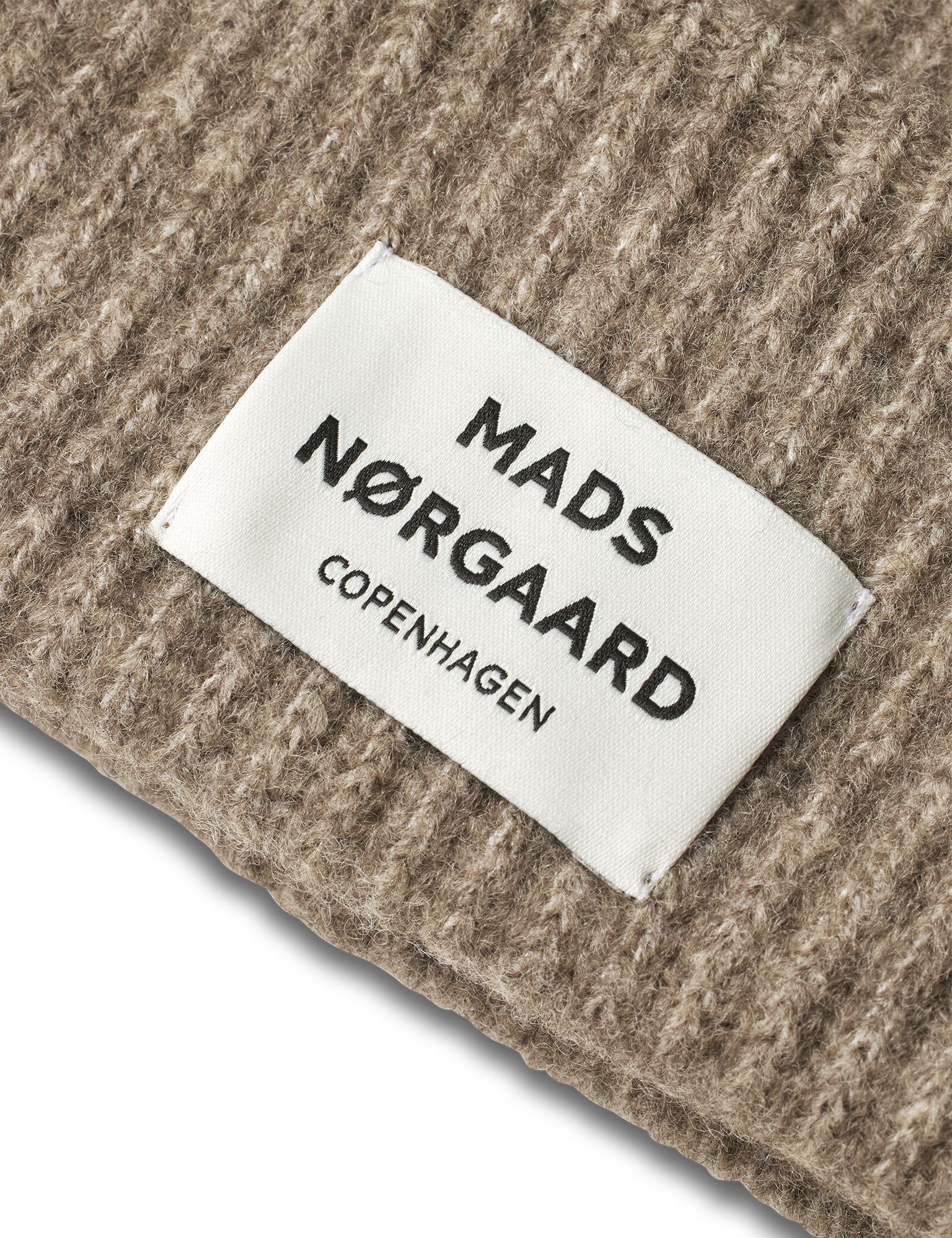 Mads Nørgaard / Tosca Anju Hat / Roasted Cashew