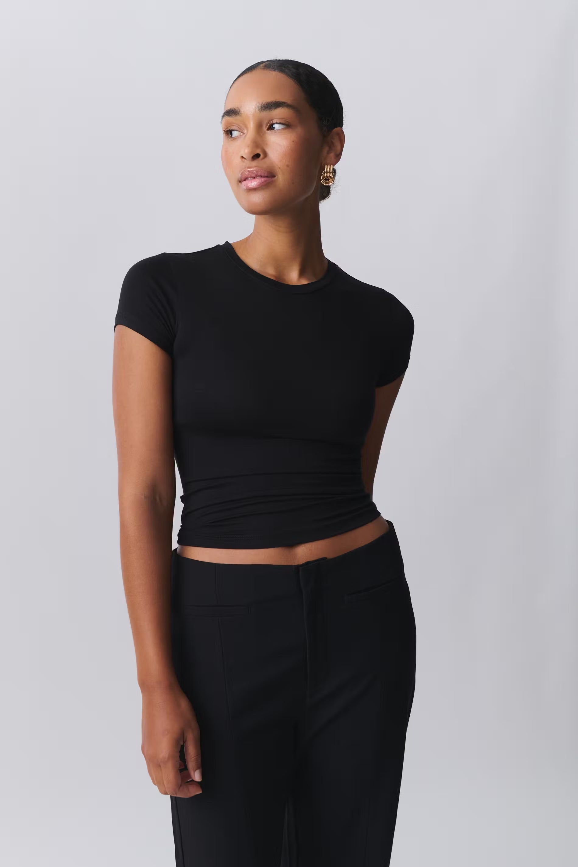 21287900003s1FvanQnD6vmO