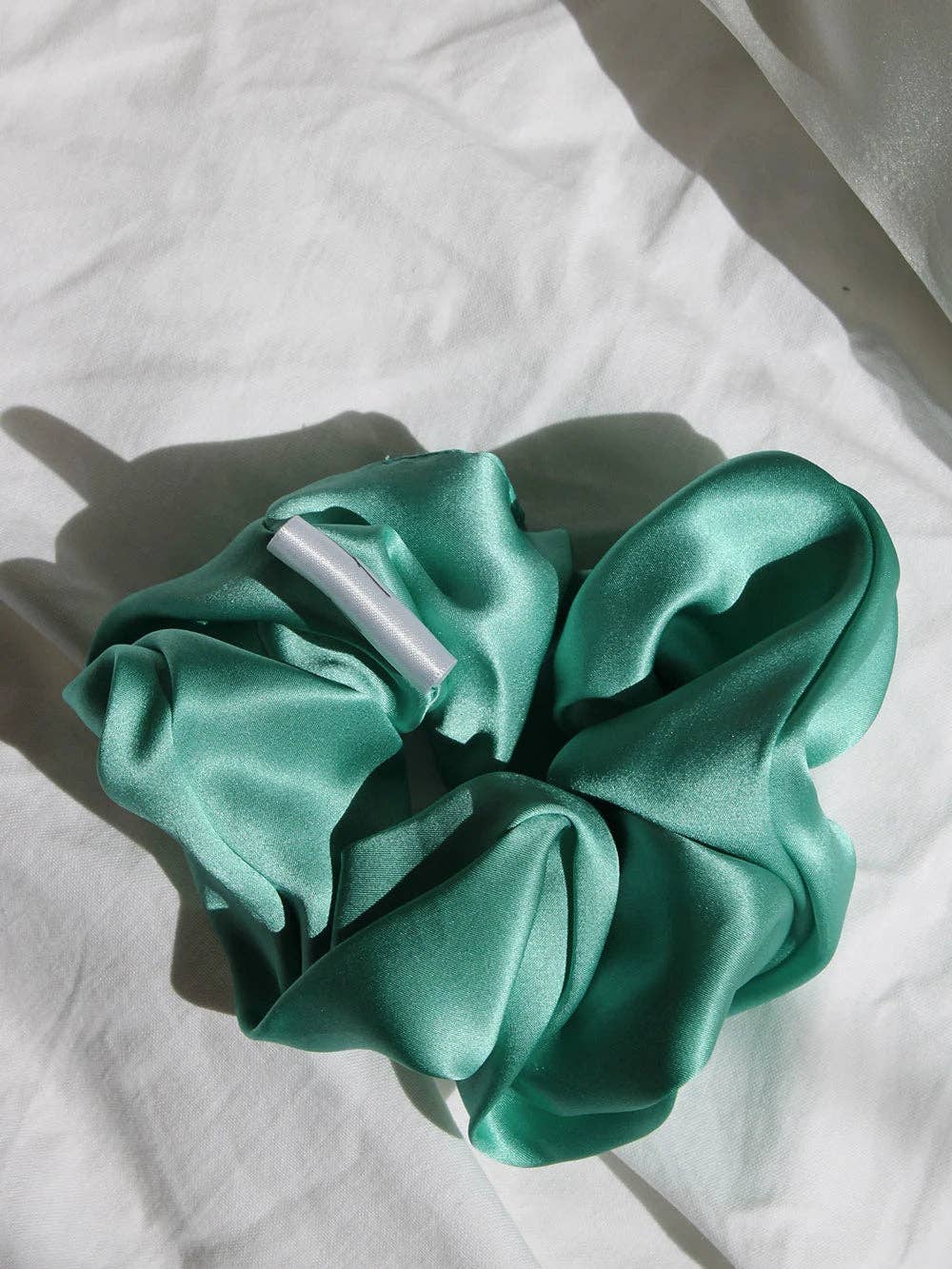 Francine / Seidenscrunchie: Sable