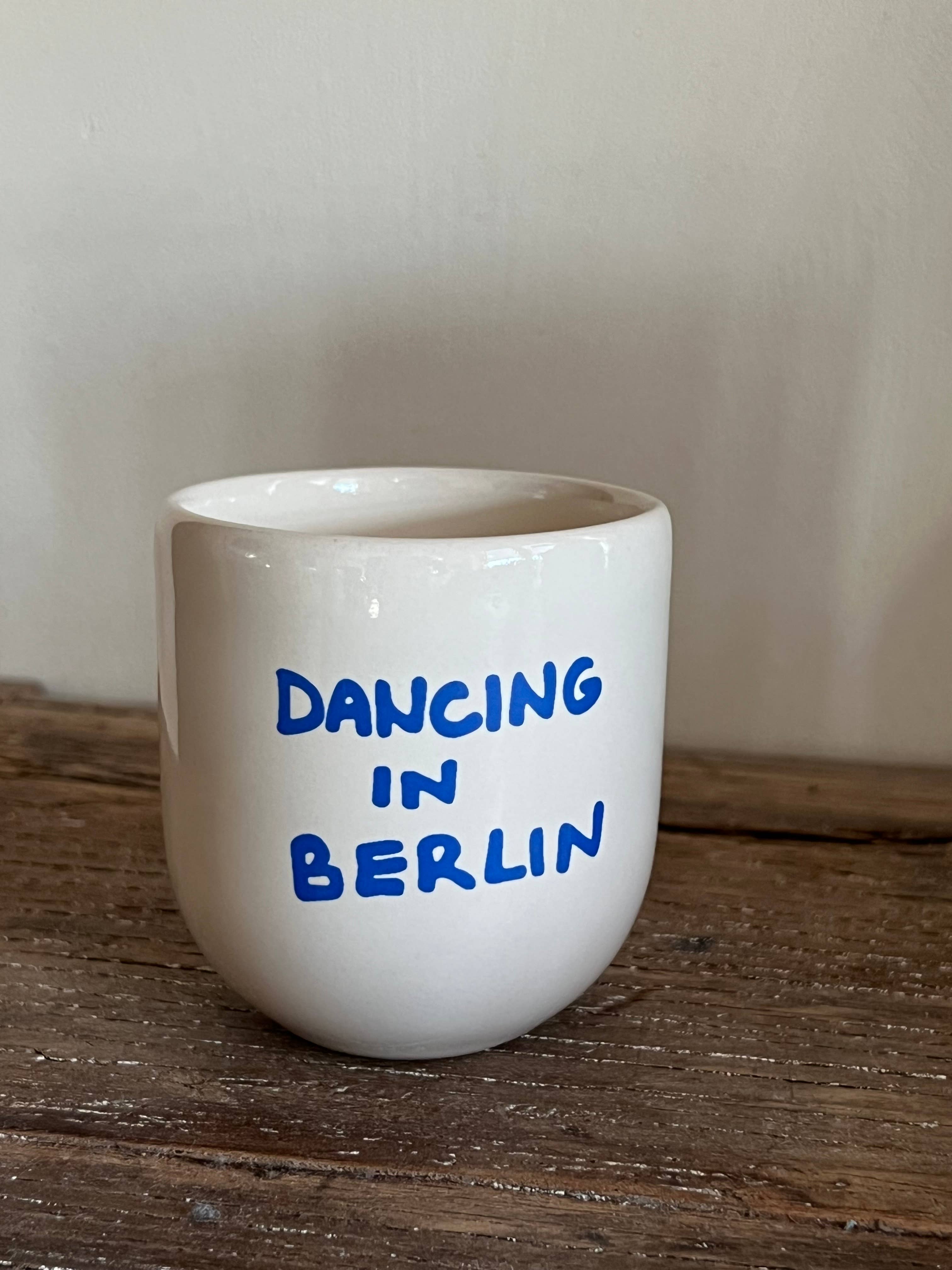 Sisi / Sisi-Tasse, Tanzen in Berlin