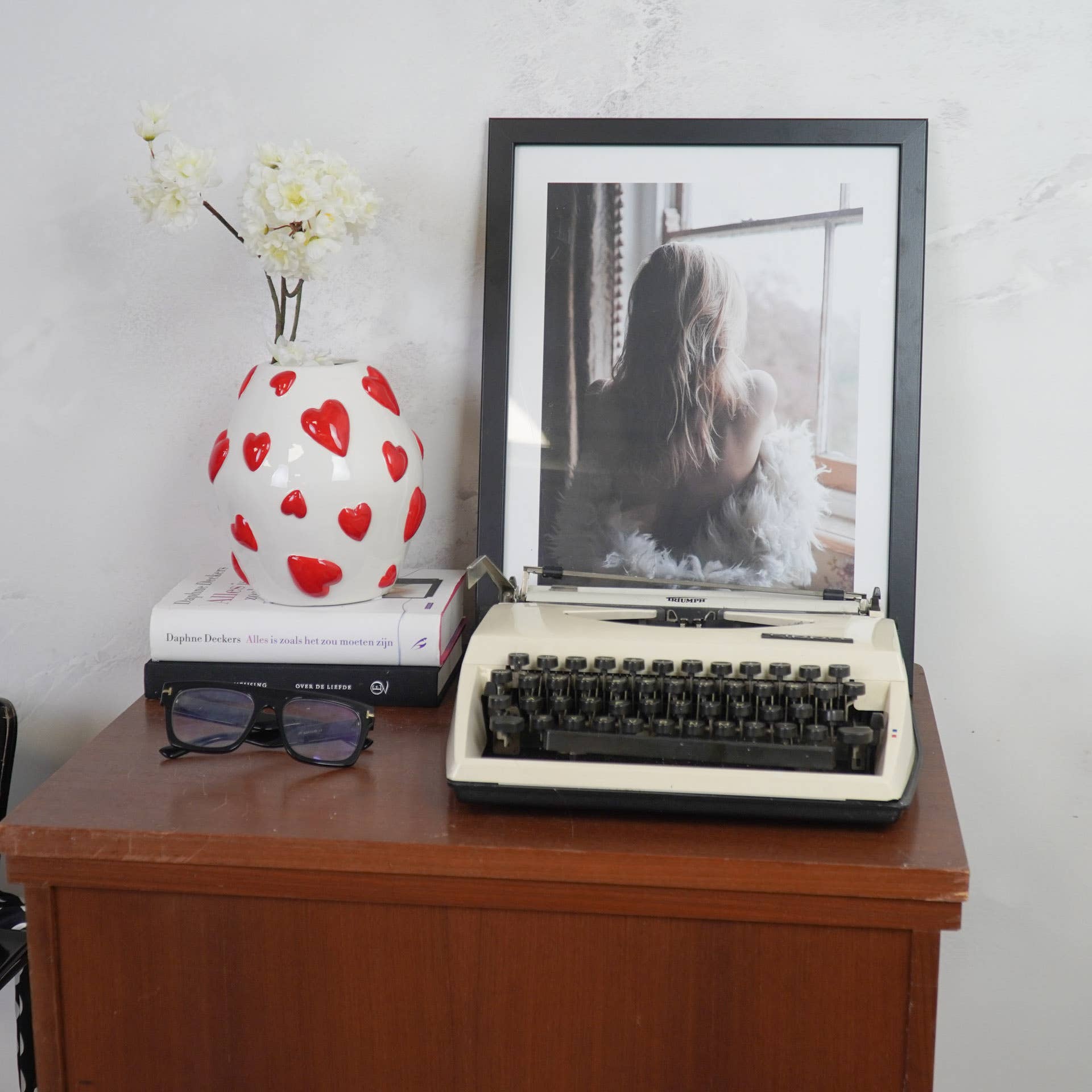 Vase - Blumenvase Herzen - Dolomit - Weiß/Rot - 16x16x17,5cm