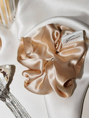 Francine / Seidenscrunchie: Champagner