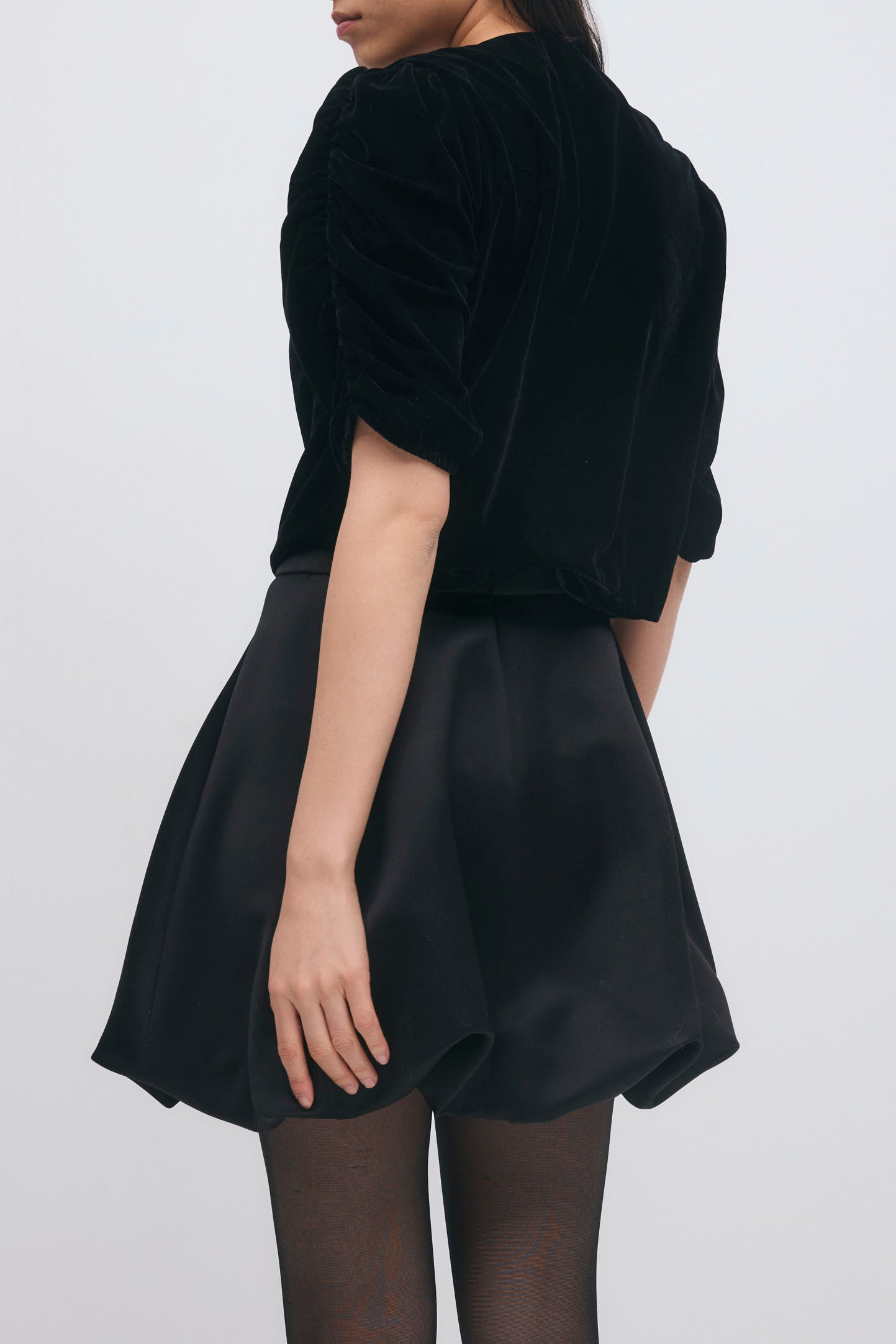 Gina Tricot / Balloon skirt / Black