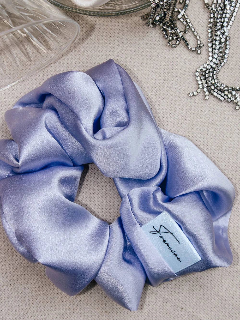 Francine / Seidenscrunchie: Sable