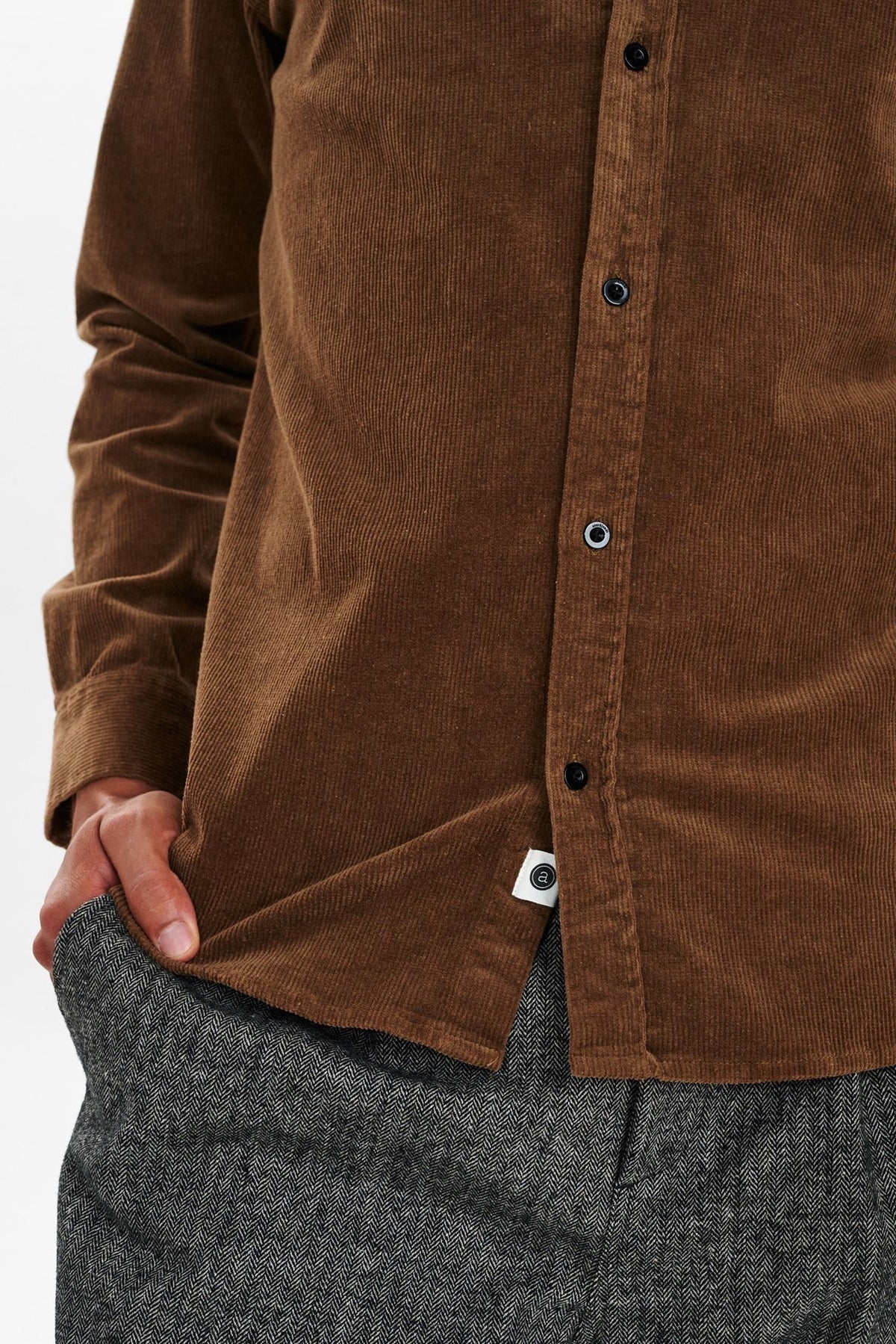 900870-5562_4_1200x1800