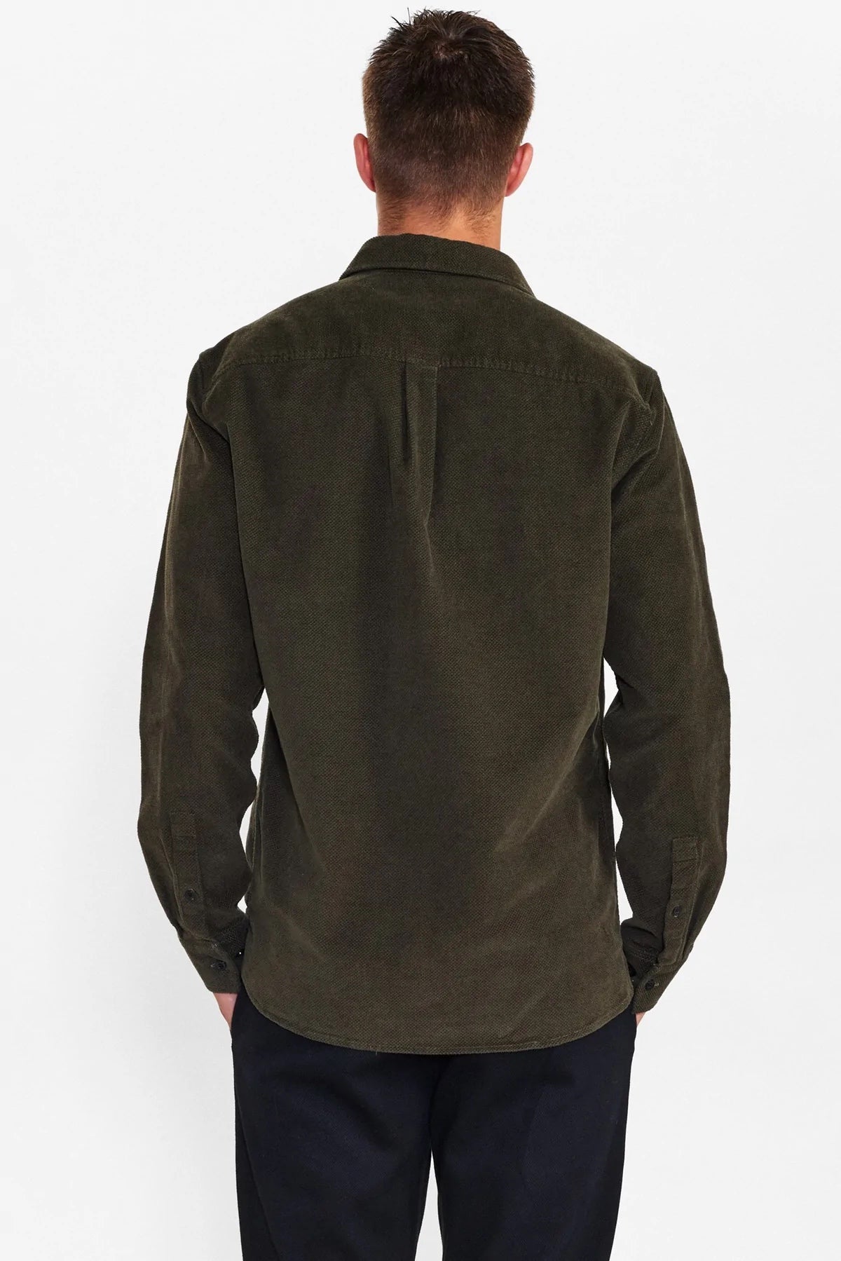 900962-4080_2_1200x1800