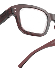 IZIPIZI / #QUOTE READING / Old Leather