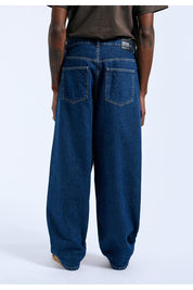 Kobe_Pebble_Dark_Retro_11087