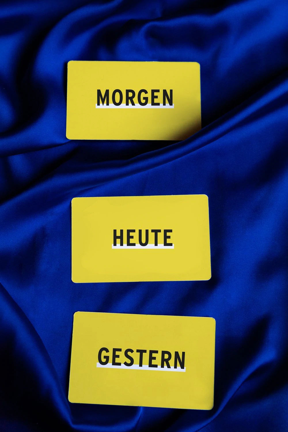 Matze_karten_Mockup-225733_1296x