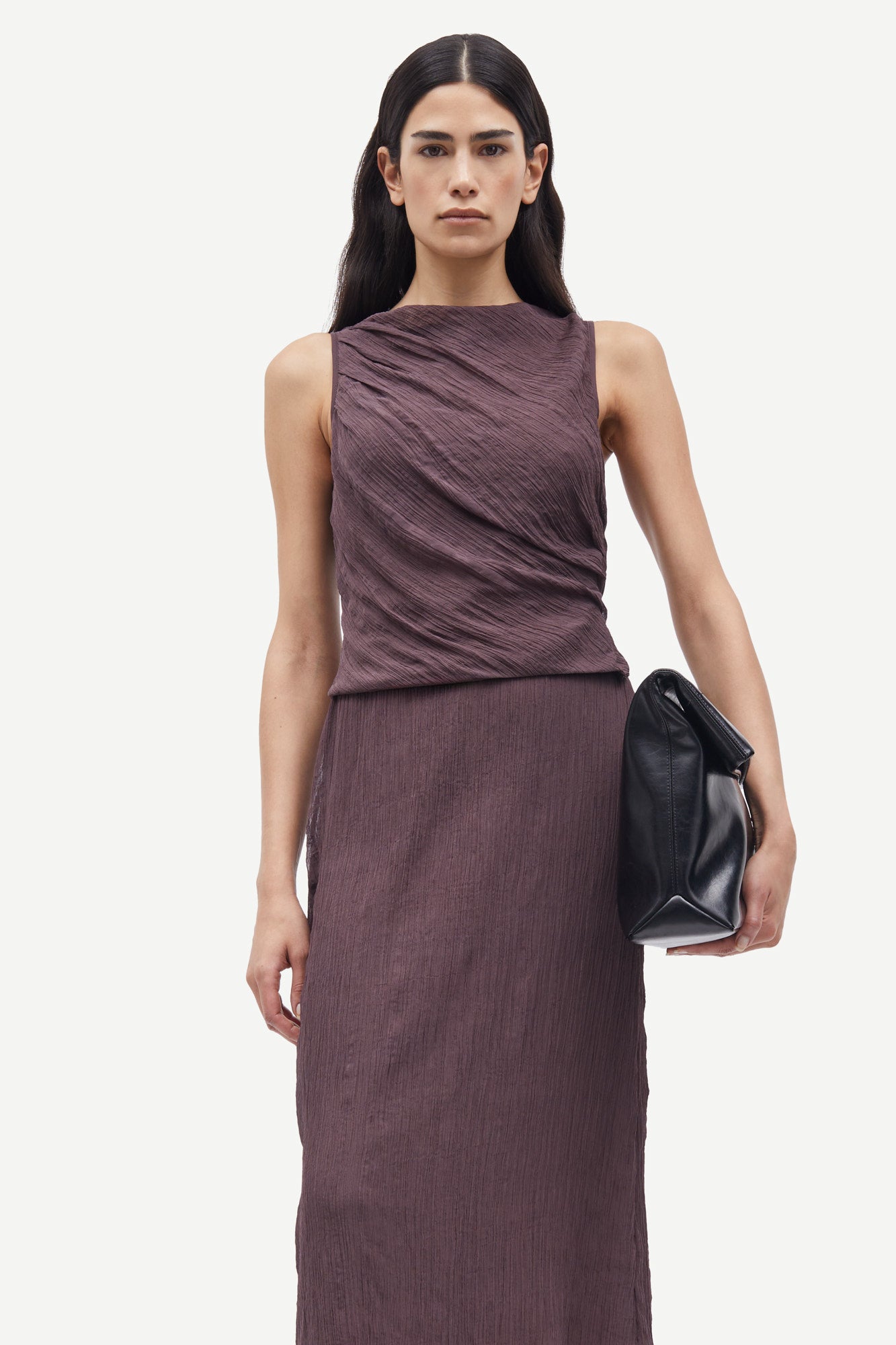 Savira-top-15539-Raisin-M1