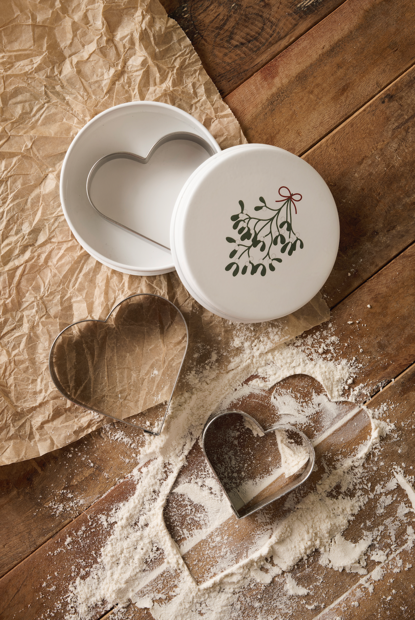 Ib Laursen / Dose m/3 Herz-Keksausstechern, Mistelzweig auf Deckel