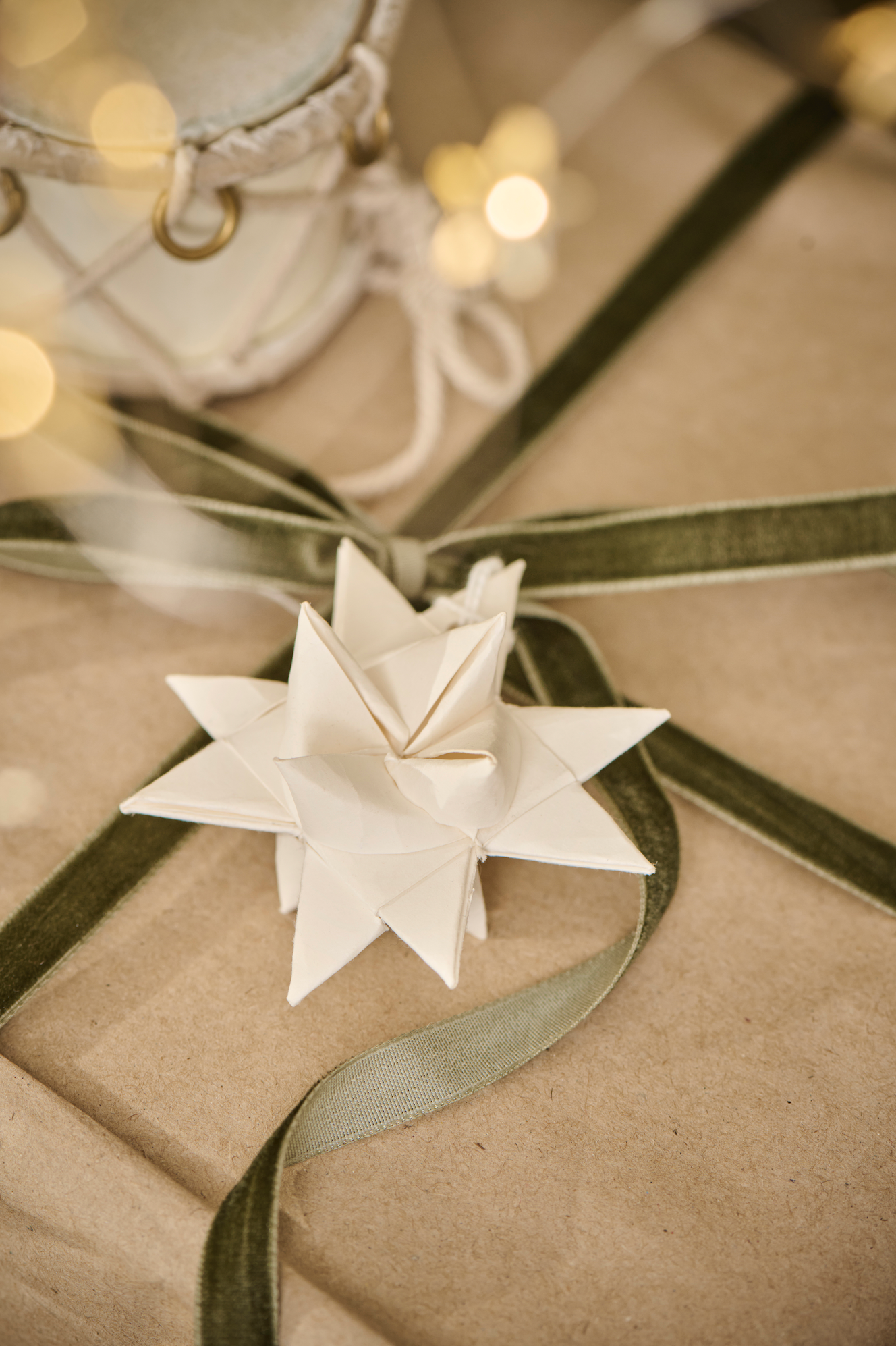 Ib Laursen / Veloursband auf Spule 10 m moosgrün