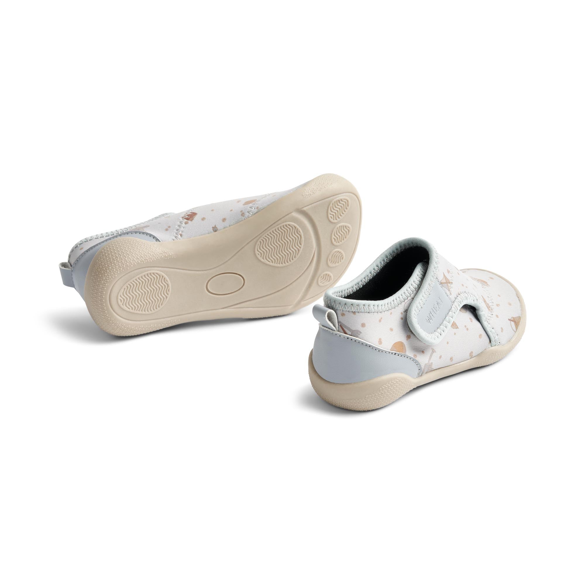 WF422h-Shawn-Beach-Shoe-9107-beach-life-Extra-2