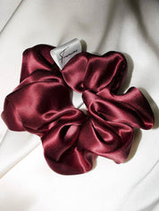 Francine / Seidenscrunchie: Sable