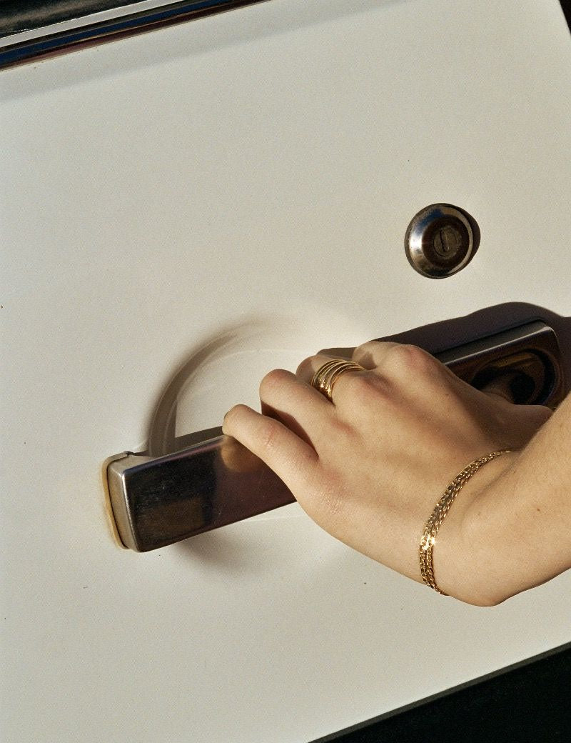 auguste_wrap_ring_carlo_bracelet_goldhp-2