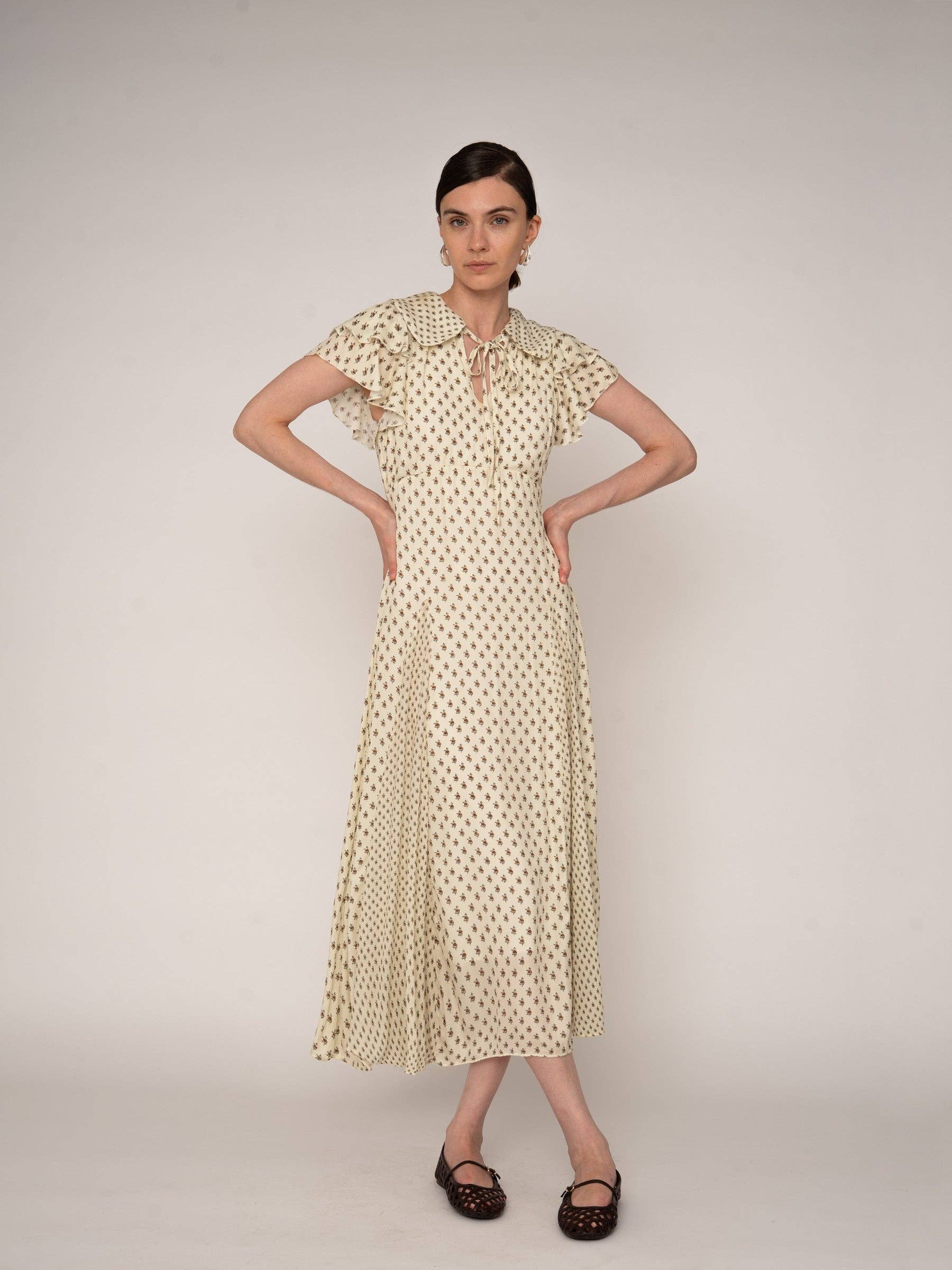 Carmen Says / Sucrée Langkleid mit Blumenmuster