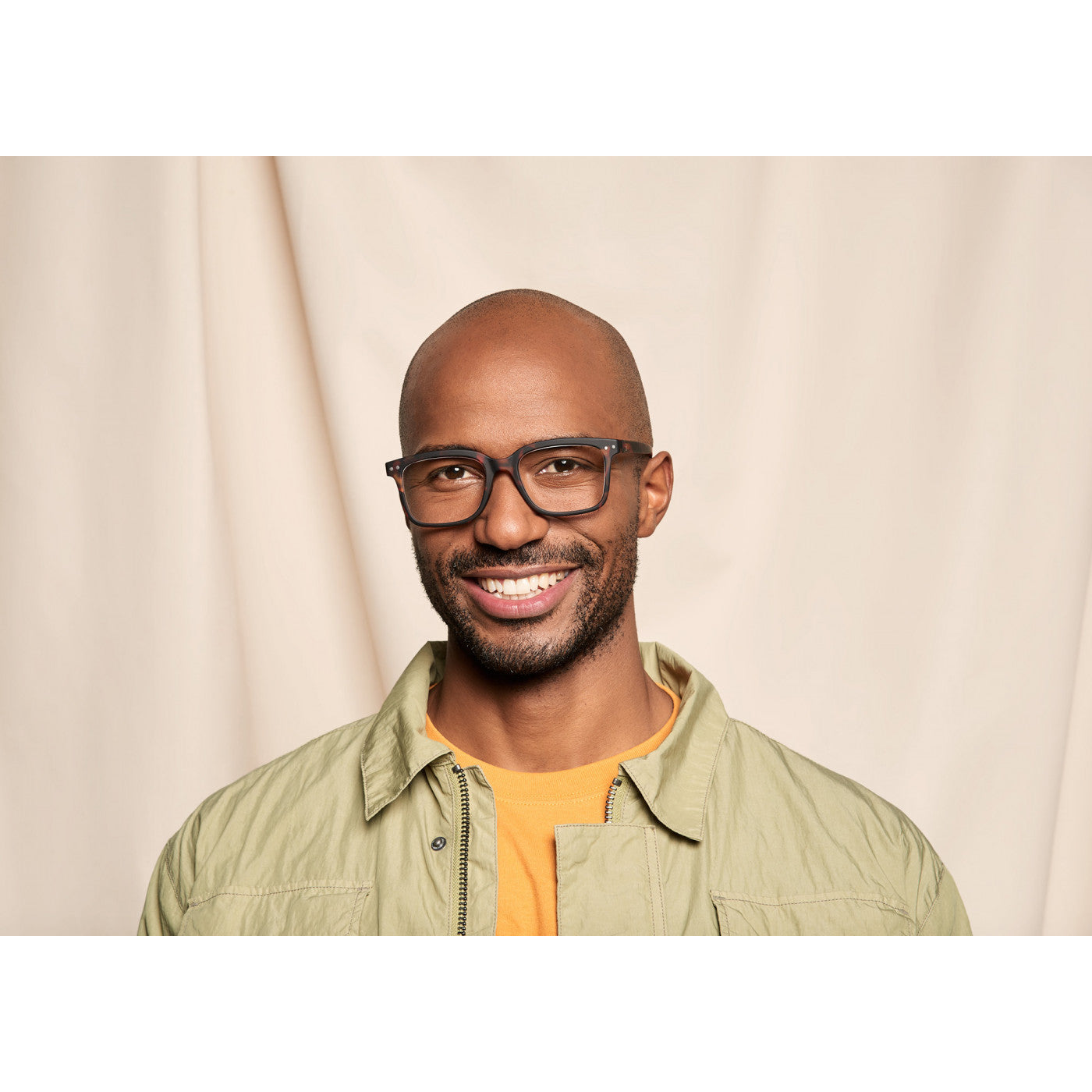 l-tortoise-reading-glasses-4