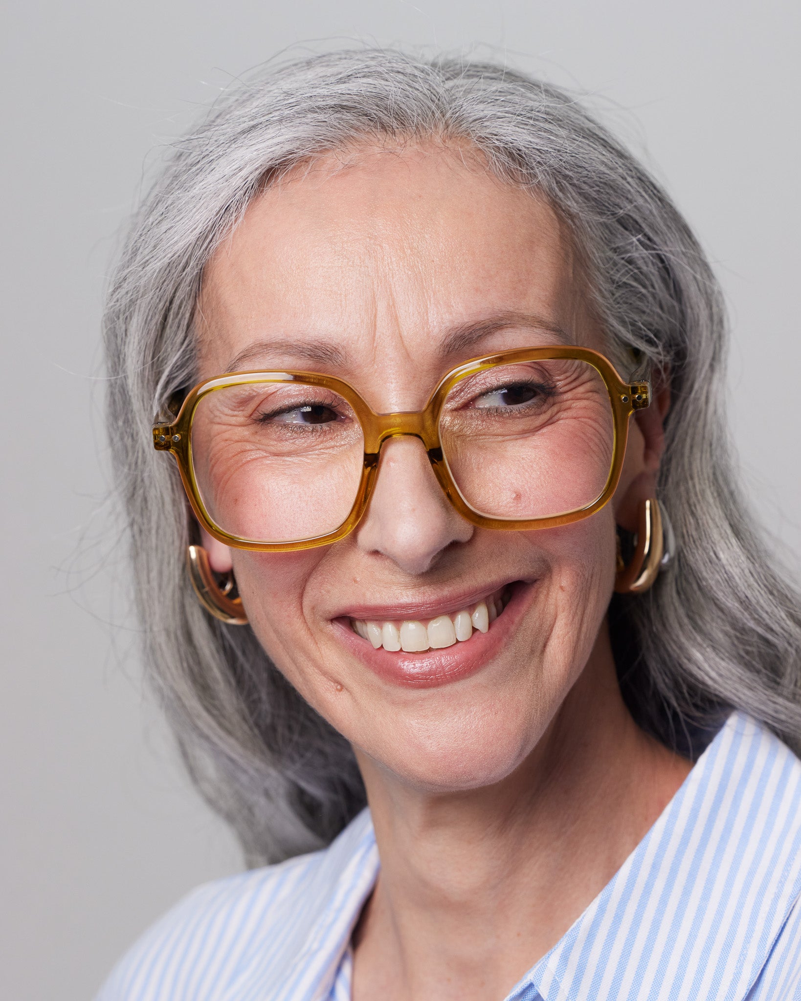 rea1623601x-izi_office_reading_golden_green_01