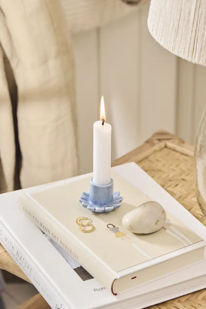 GIFT GUIDE
