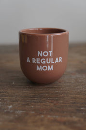 Sisi / Sisi Tasse, Keine gewöhnliche Mama