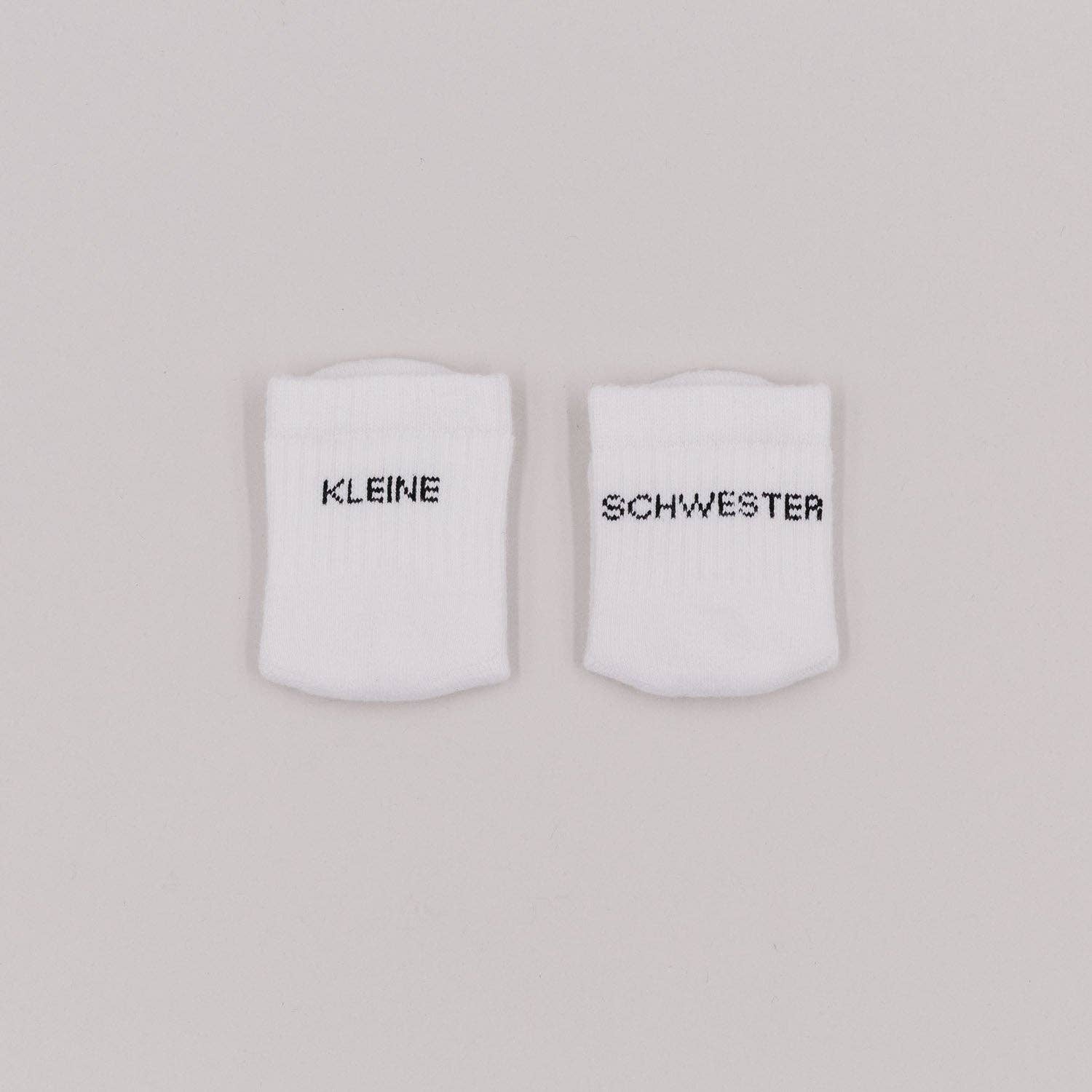 Eulenschnitt - Babysocken Kleine Schwester 16-18