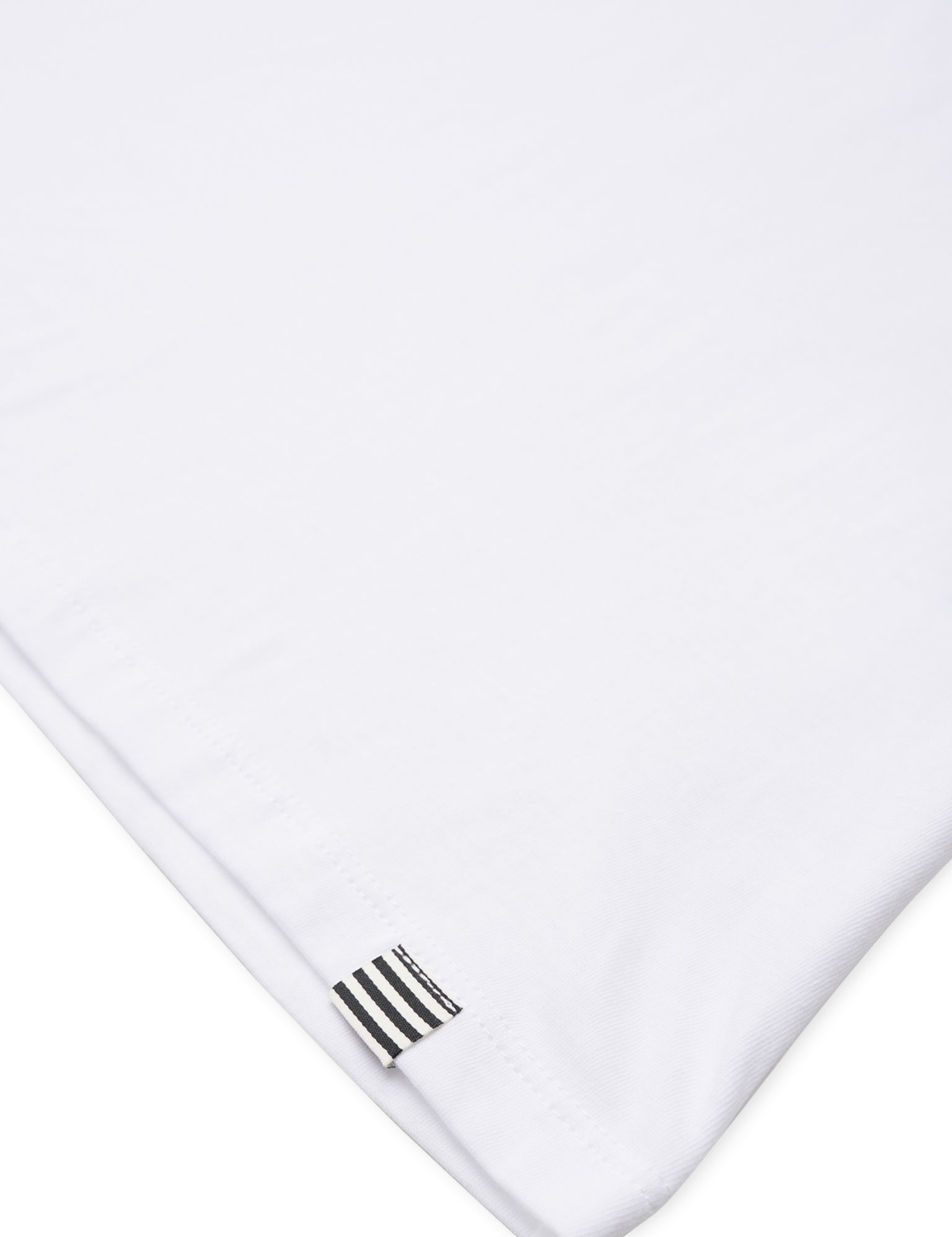 101478_002_3jX9Y5caMpmoy6