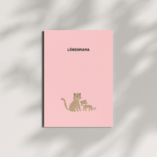 HERR&FRAUHEMPEL - Postkarte - Löwenmama