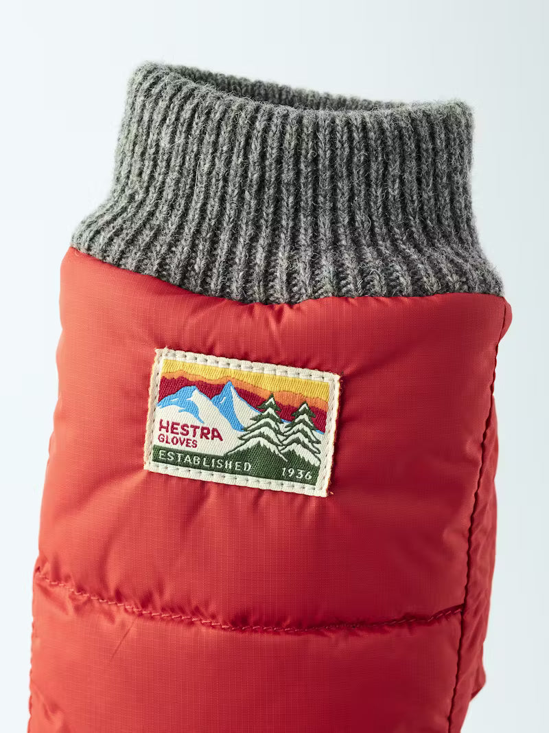 Hestra / Otra / Light red