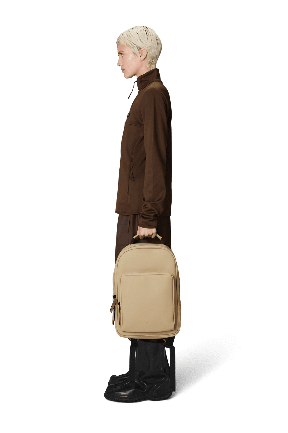 13260_sand_AW24_women_1