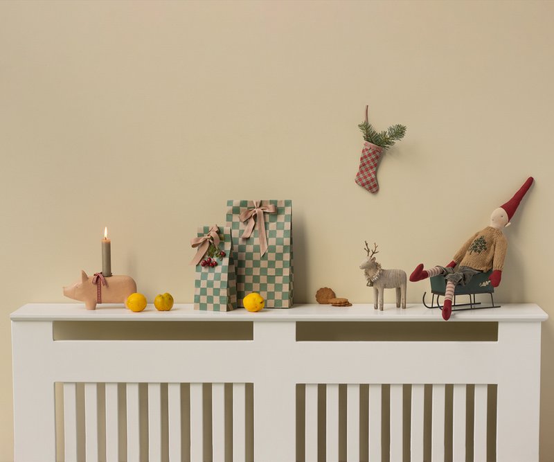 Maileg / Kerzenständer aus Holz, Schwein, Medium - Rosa