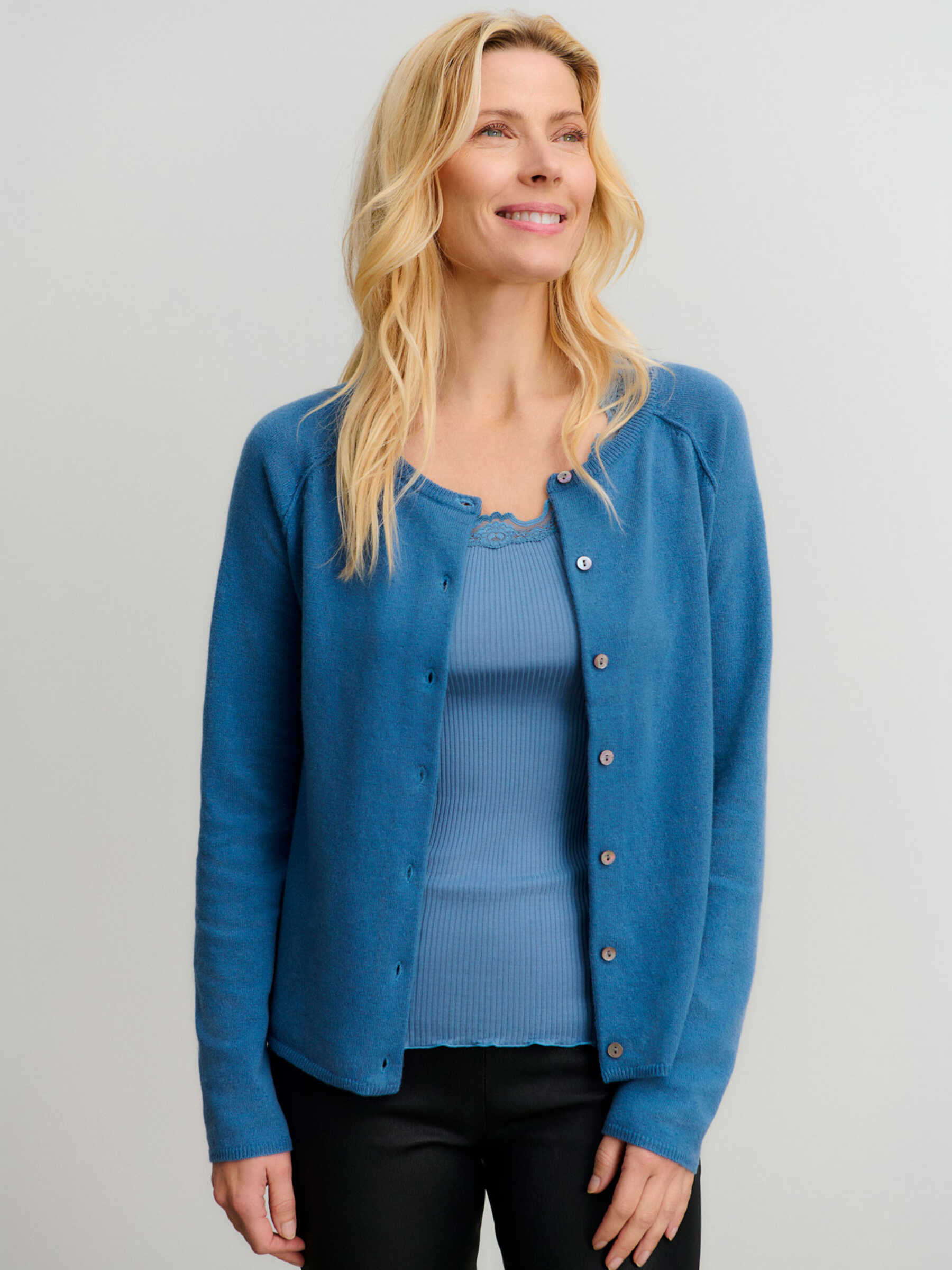 Rosemunde / RWLaica Cashmere LS O-neck Raglan Cardigan / infinity