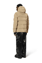 15120_sand_aw24_men_2