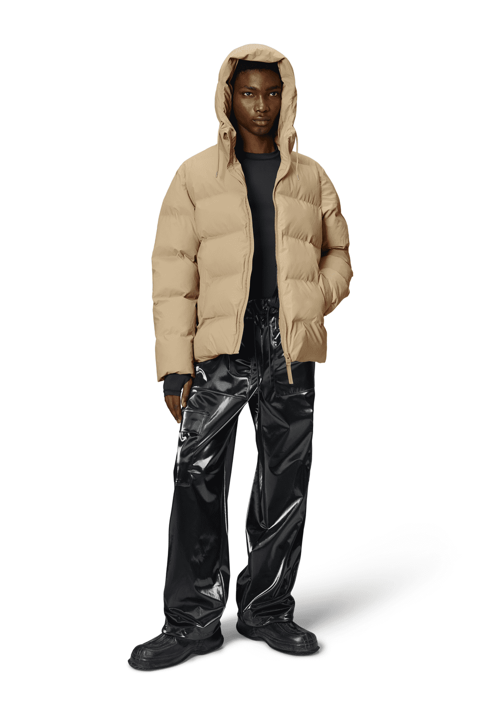 15120_sand_aw24_men_3