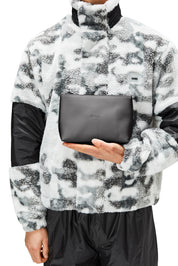 15600_metallicgrey_men_1POOXHVjfG5m3I
