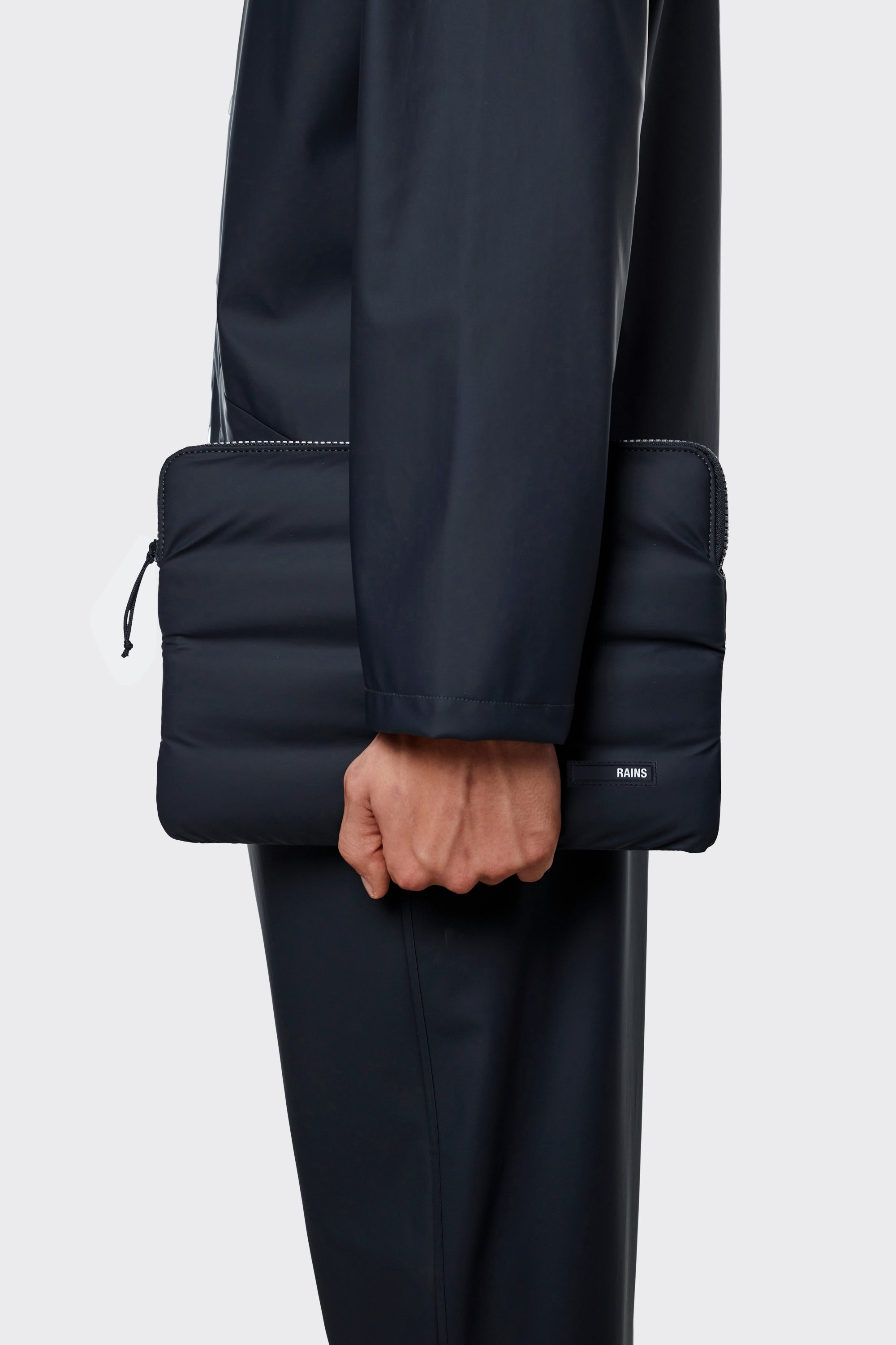 16840_navy_men_1