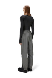 18560_grey_men_2