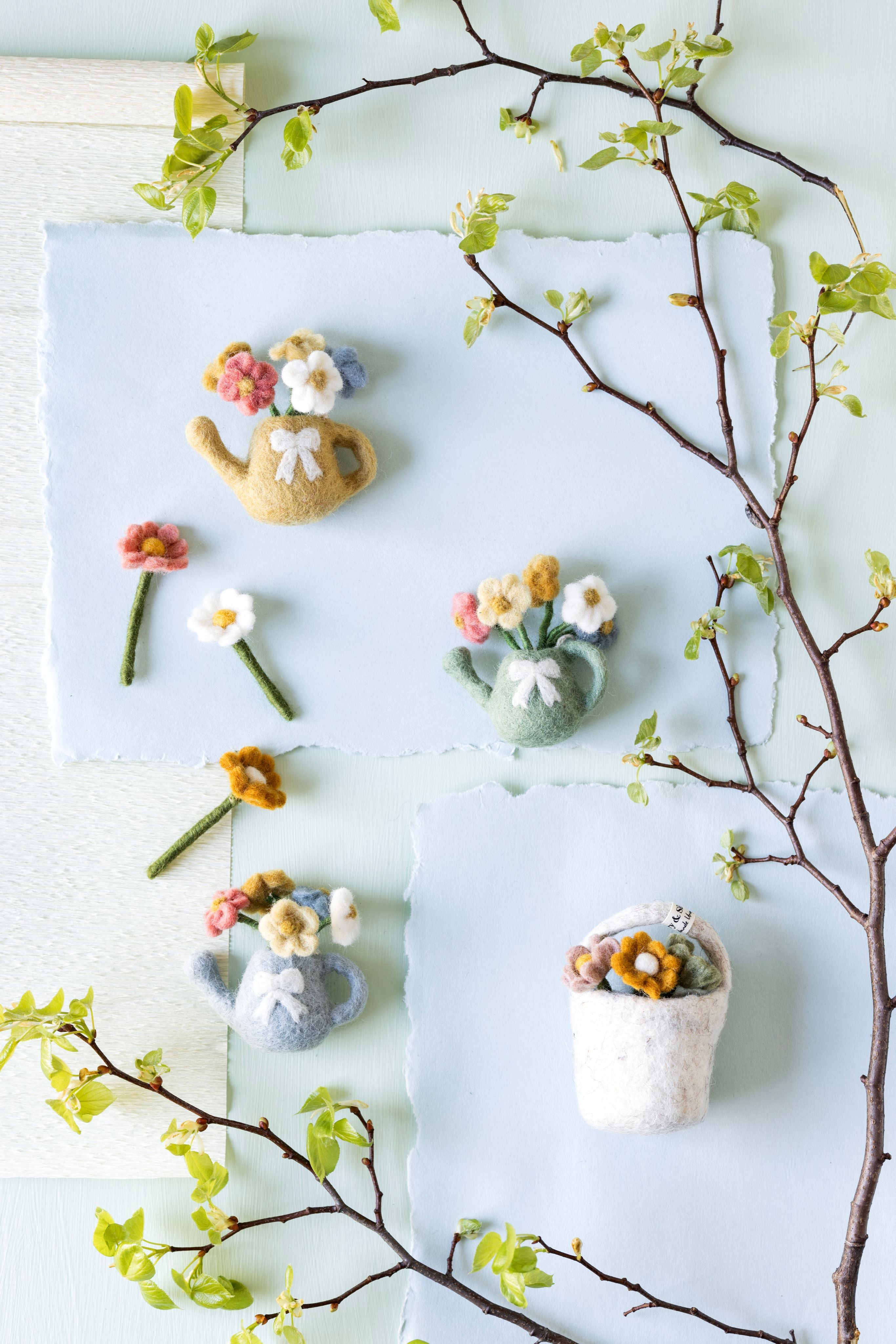 Gry & Sif / Watering Can w/Flowers- Dusty Green