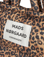 Mads Nørgaard / Light Ripstop Pillow AOP Bag / Leo Aop/Black