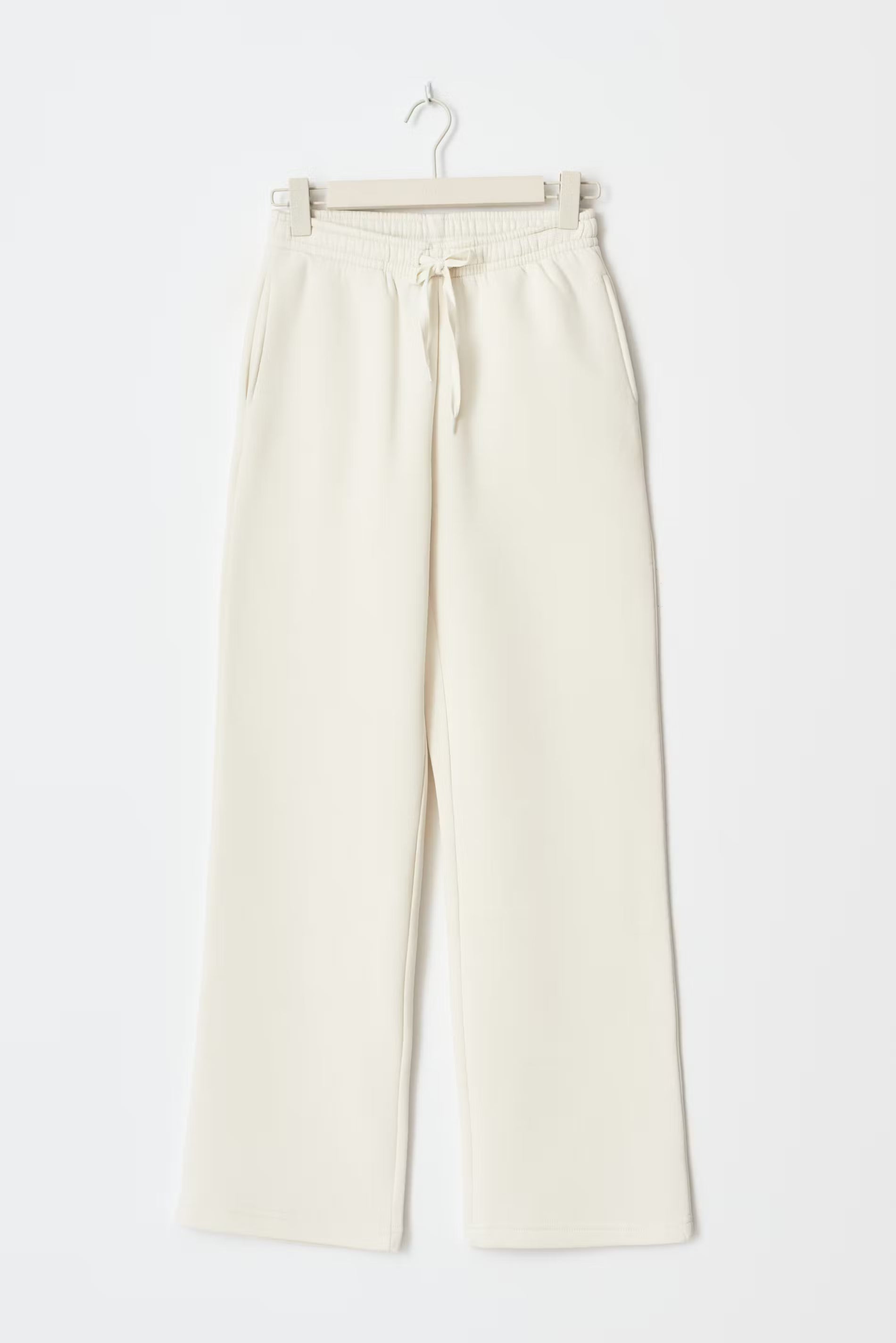 Gina Tricot / Basic straight sweatpants / Tofu