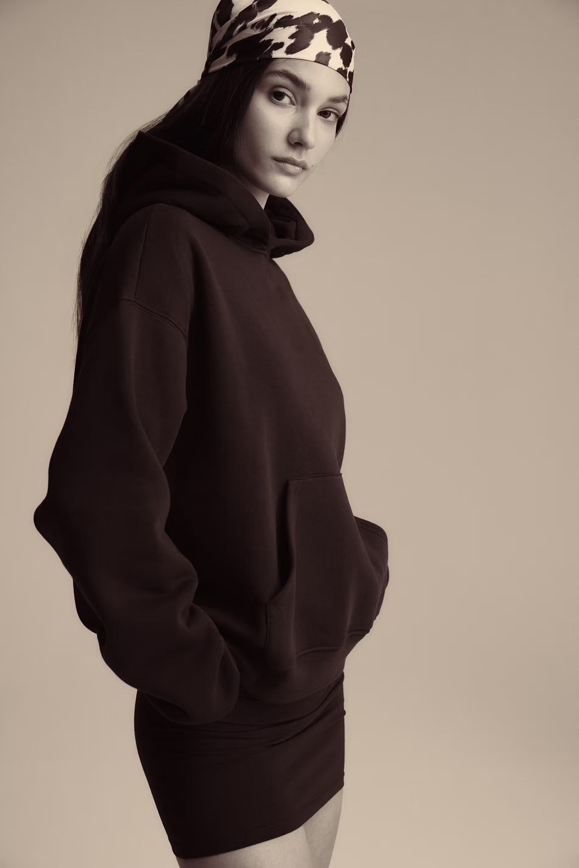 Gina Tricot / Basic original hoodie / Mole