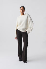 Gina Tricot / Relaxed bootcut trousers / Brown