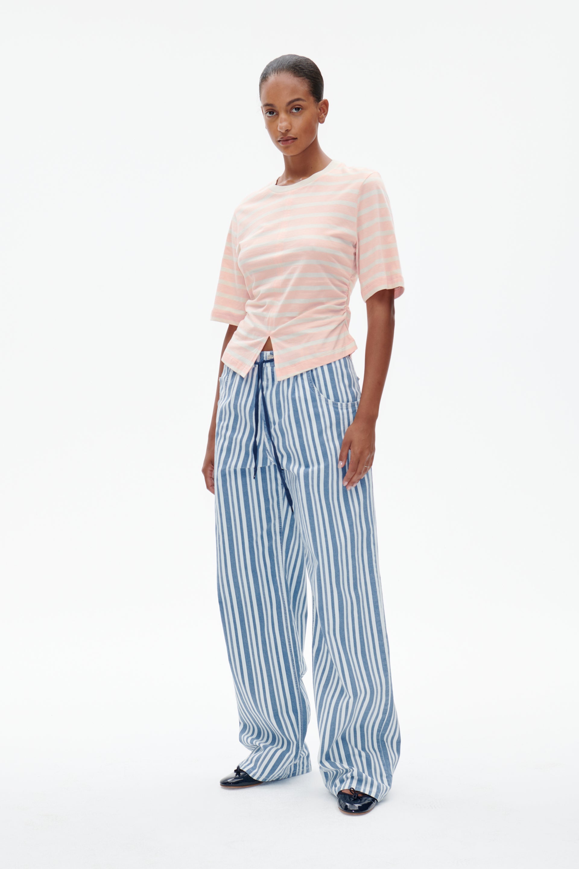 23459_2231_Lookfront