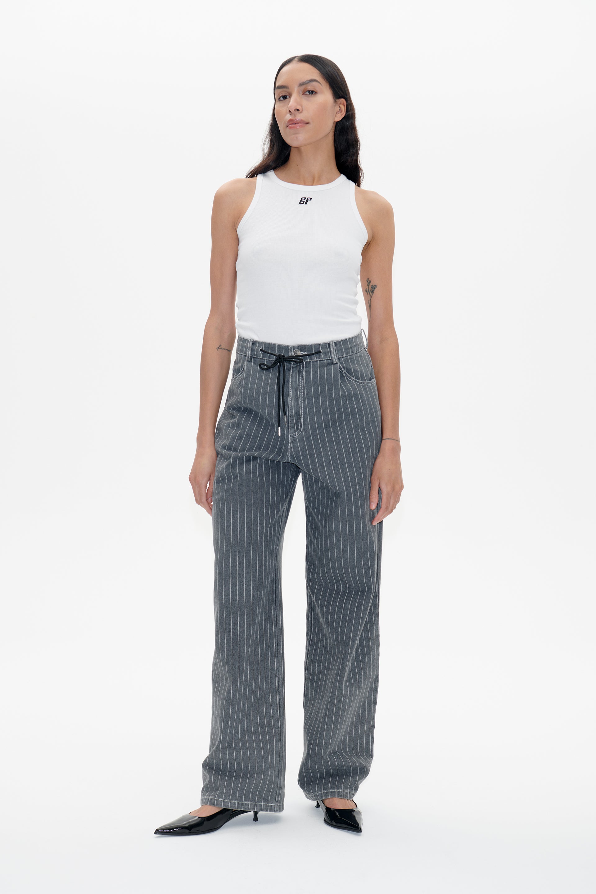 23778_5833_Lookfront