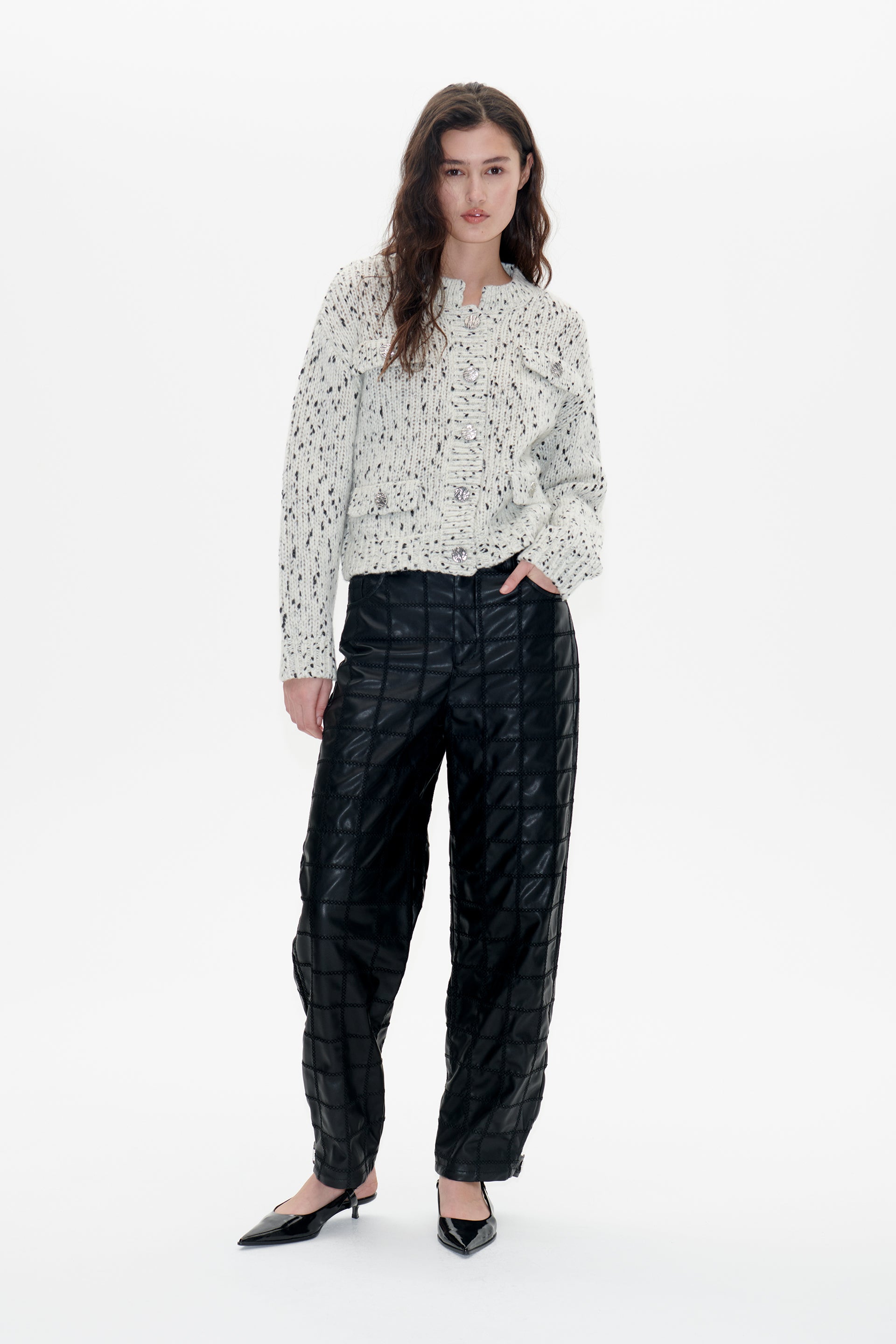 23786_1068_Lookfront