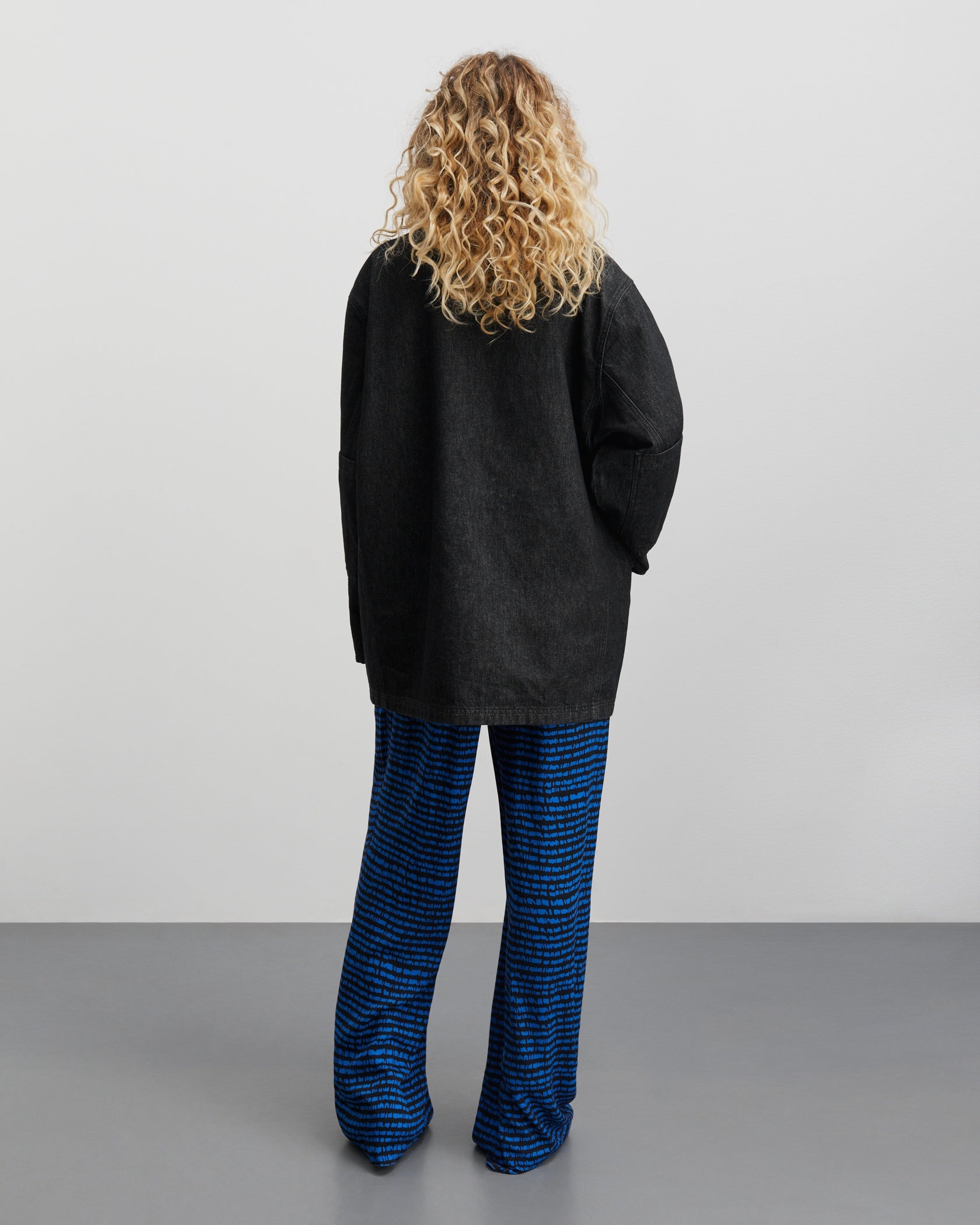 24-3_lookbook_women_04_02