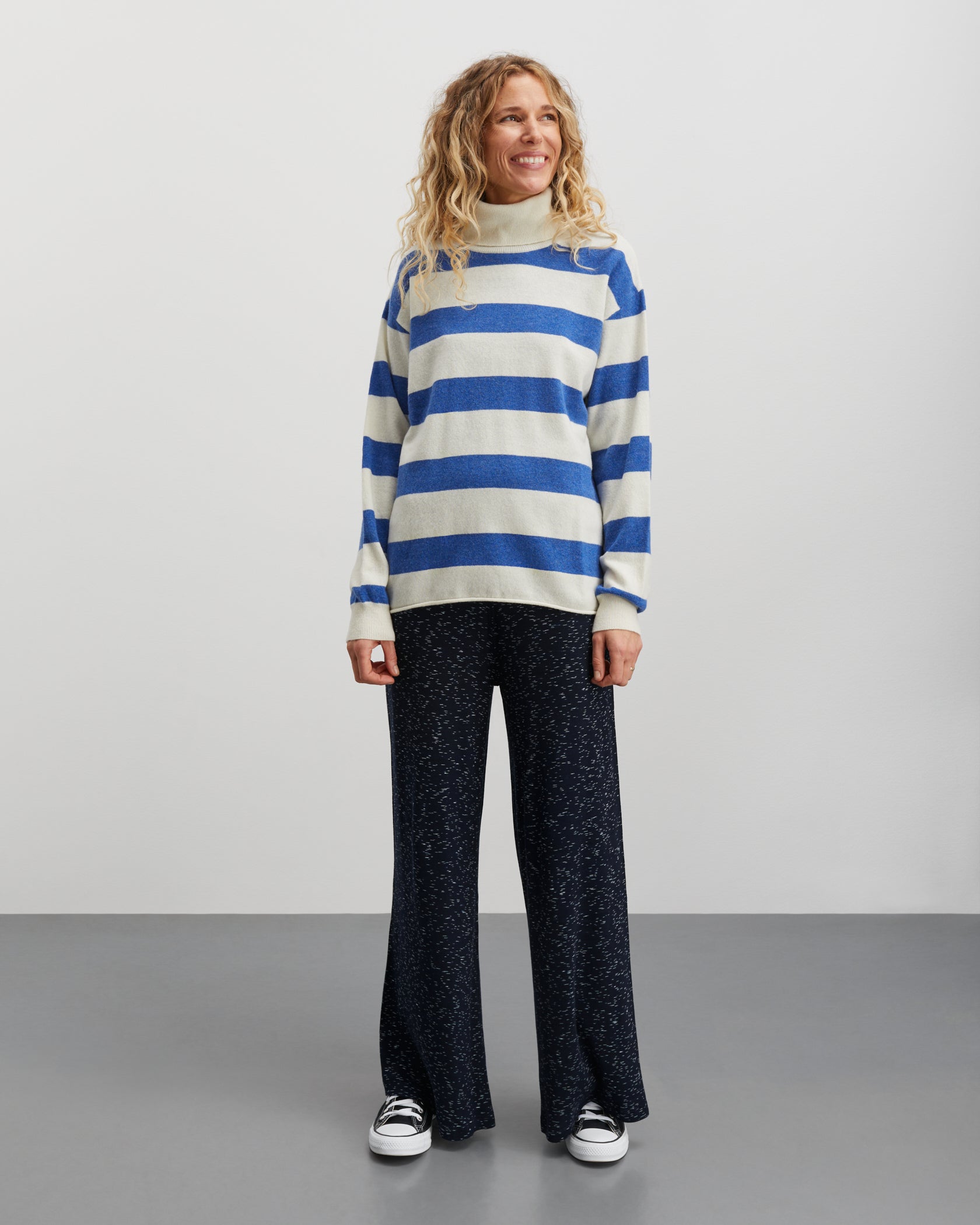24-3_lookbook_women_36_01
